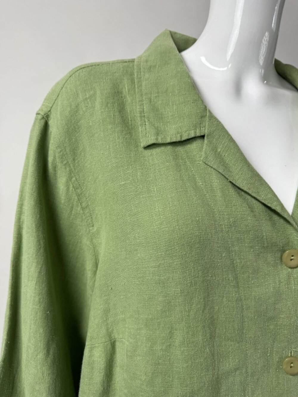 Harvé Benard Womens Plus Size 22W Green 100% Linen Button-Down Shirt Made In Ukr - Picture 8 of 16